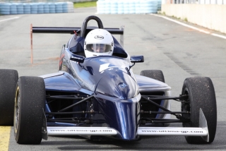 Curso de conducción de Fórmula Renault en el 62 